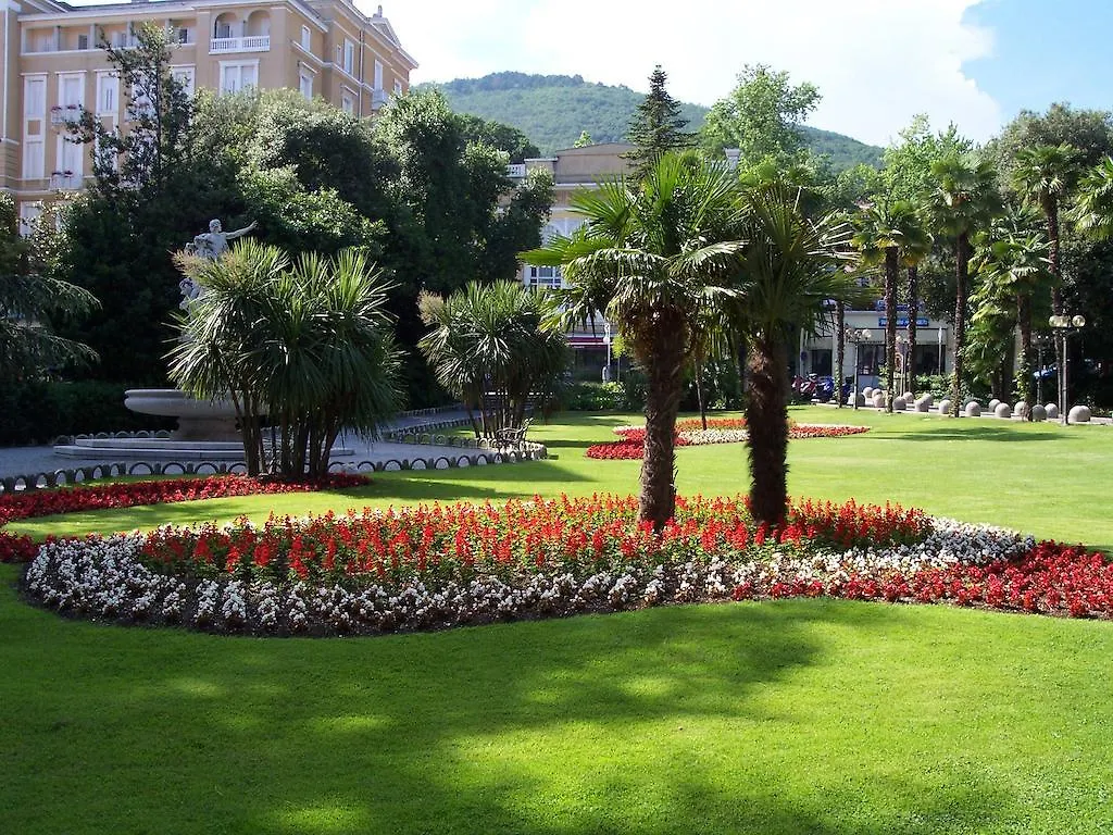 Apartments Green Garden Opatija